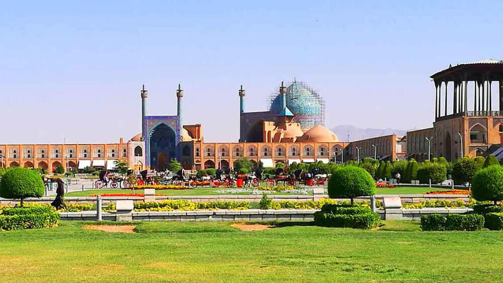 هزینه سفر به اصفهان 2