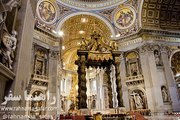 کلیسای کوچک سیستین در ورودی موزه واتیکان  | جاذبه های گردشگری در ایتالیا