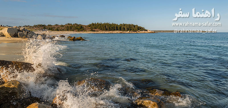 ساحل کریستال کِرِسِنت بیچ کانادا | Crystal Crescent Beach