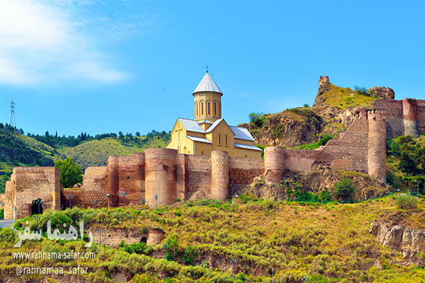 راهنمای سفر به گرجستان 7 دژ ناریکالا