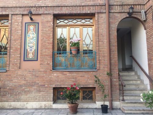 خانه خواهرزن احمدشاه یکی از ۱۰۰۱ کتابخانه مشهور دنیاست